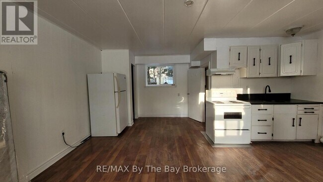 Photo - 280 River Rd E Unit A08