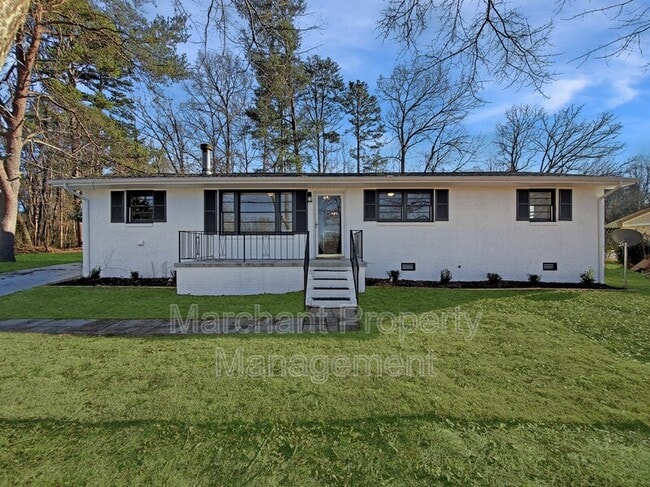 Photo - 27 Shamrock Cir