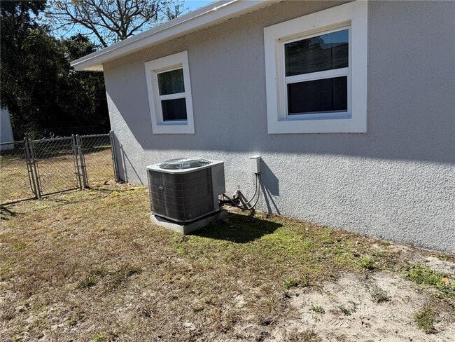 Photo - 204 6th Jpv St