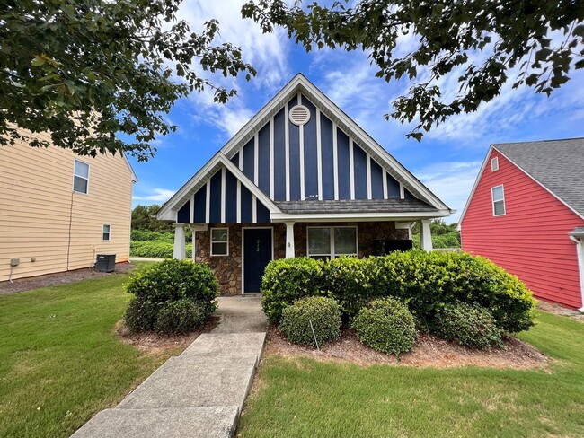 Building Photo - BRIDGEWATER HOME! PRE-LEASING FOR AUGUST 2...