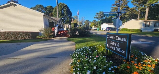 Building Photo - 4255 Smoke Creek Pkwy
