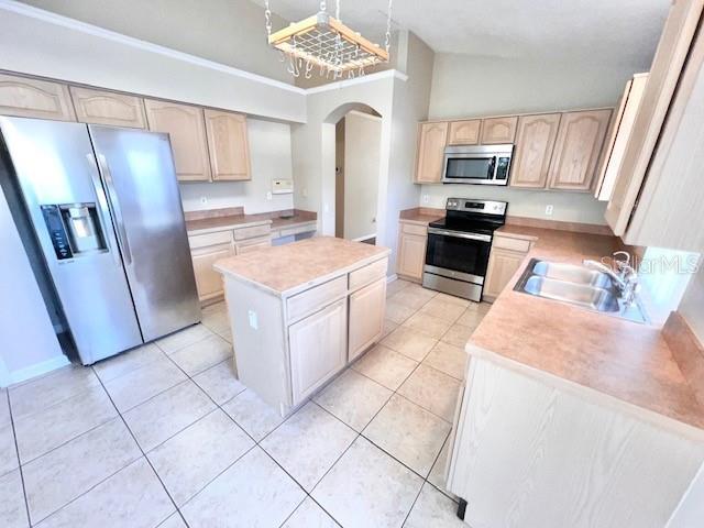 1769 Pine Bay Dr