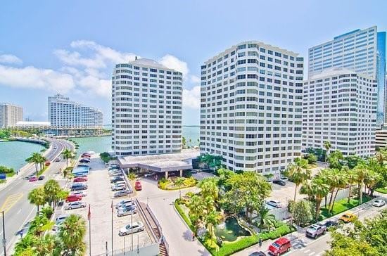 Building Photo - 801 Brickell Bay Dr Unit 761