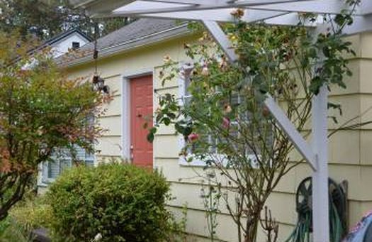 Photo - Wonderful Cottage 3 Blocks from Beaverton ...