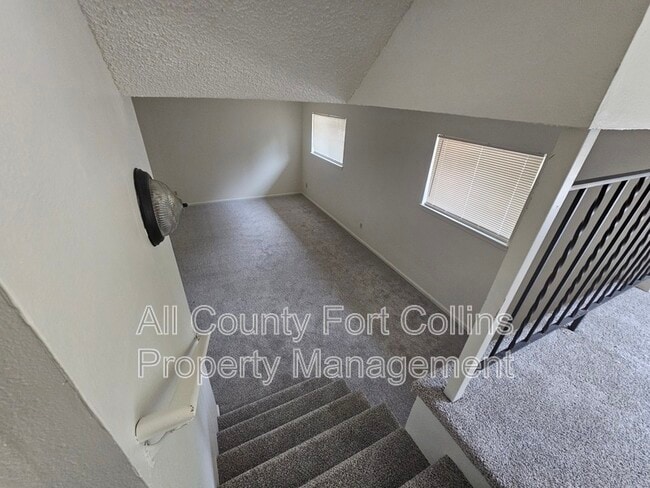 Photo - 4406 Hummingbird Dr
