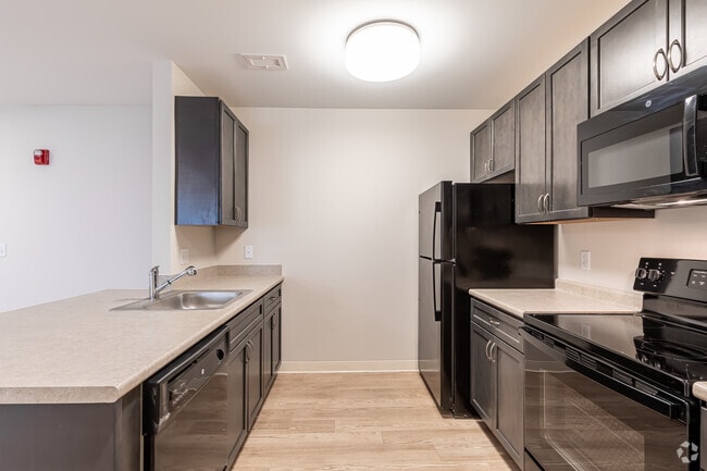 2BR, 1BA