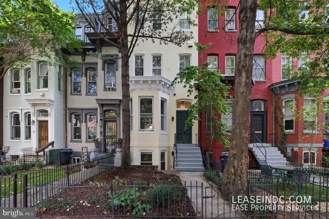 Building Photo - 1507 Vermont Ave NW Unit #1