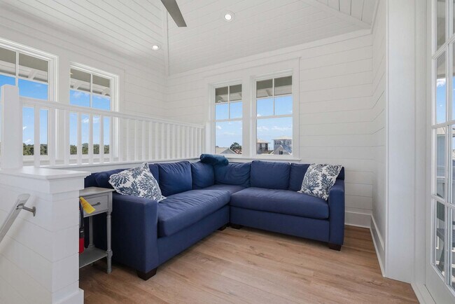 Photo - 419 Lakefront Dr Unit SI ID1511649P