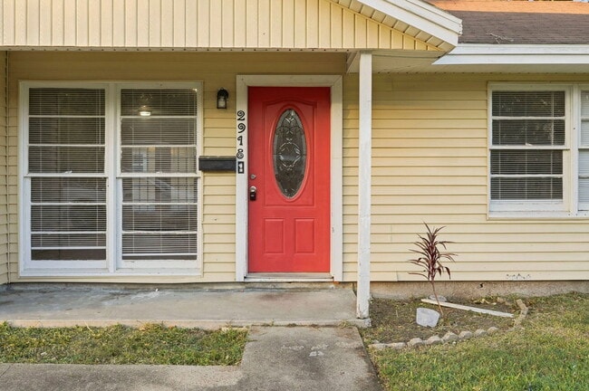 Photo - 2918 Tarpey Ave