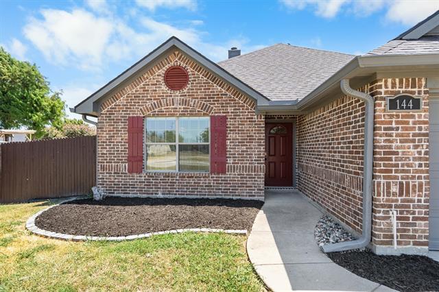 Photo - 144 Price Cir