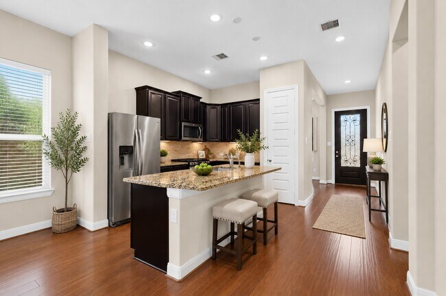 Photo - 22503 Miramar Bend Dr