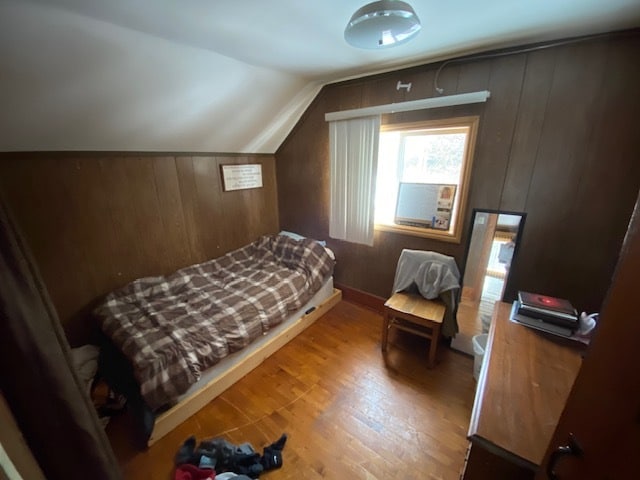 Photo - 17367 Portage St