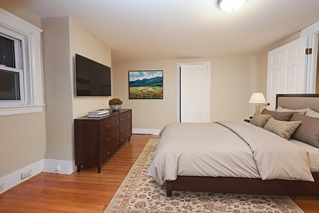 Photo - 83 S Main St Unit 83