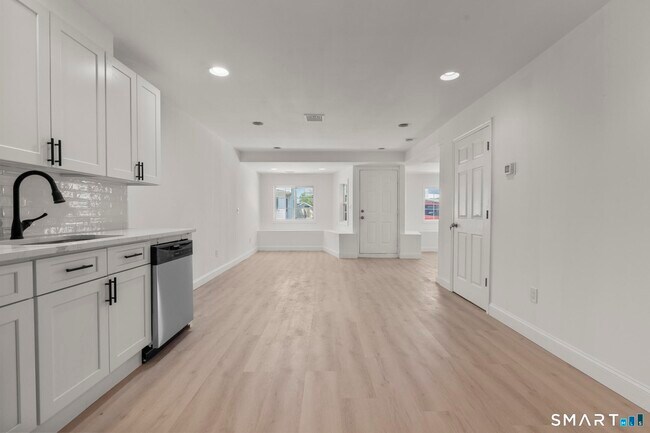 Photo - 64 Soundview Ave Unit #1 - Lower Level