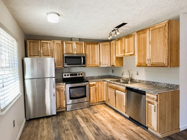 Building Photo - 3300 Madison Ave