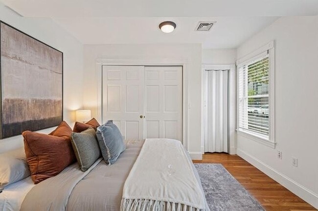 Photo - 296 W 3rd St Unit 21B