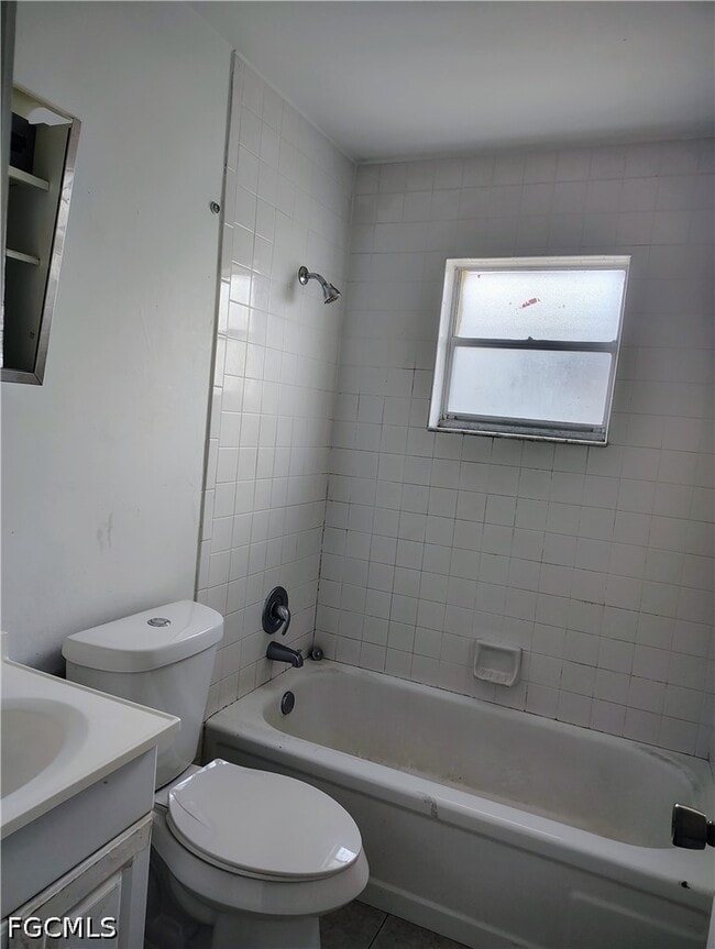 Photo - 1722 Maple Dr