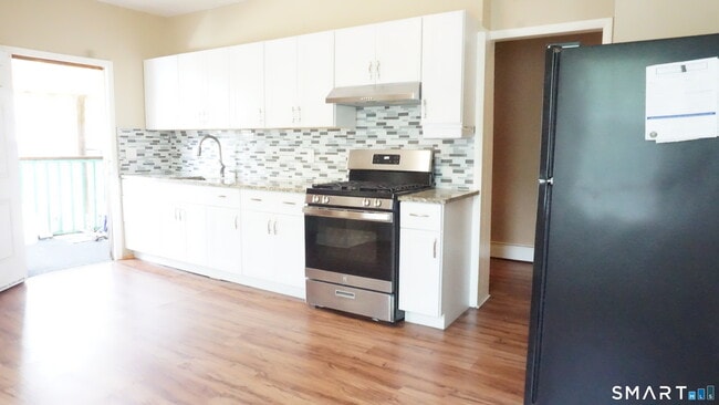 Photo - 136 Sherman St Unit 142