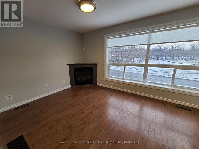 Photo - 158 Mill St Unit 101