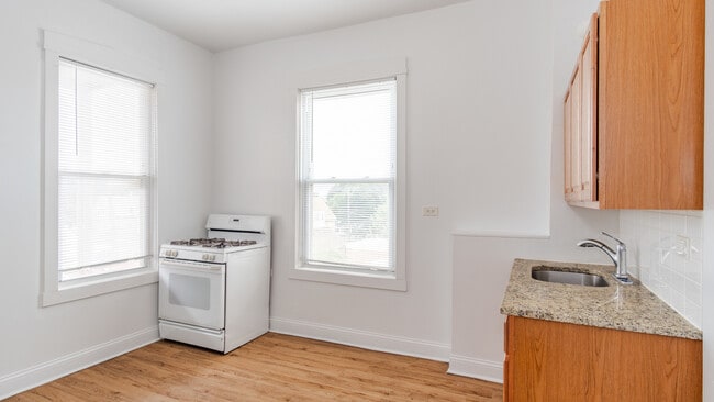 Photo - 4220 W Armitage Ave Unit 3R
