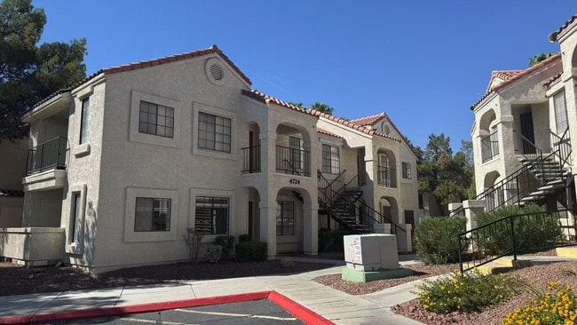 Building Photo - 4724 Nara Vista Way Rental