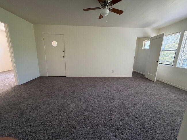 Photo - SIND226 Unit SIND226-3
