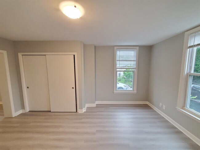 146 Highland Ave Unit 1