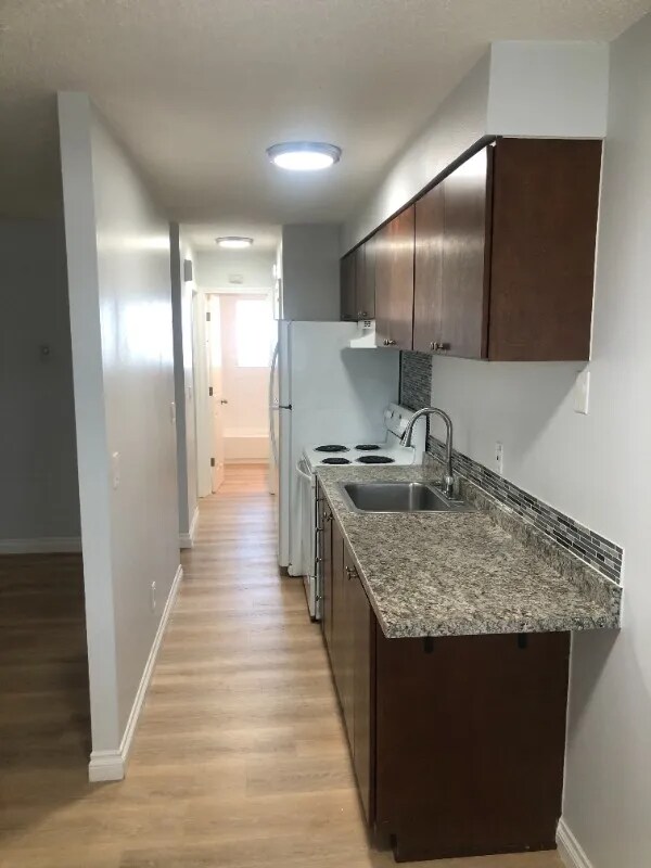 Photo - 8000 NE Hwy 99 Unidad 119