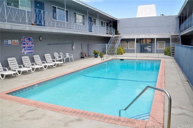 Photo - 15209 Prairie Ave