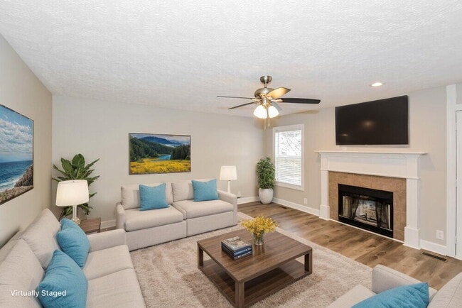 Photo - 2523 Claymore Run