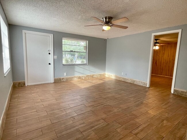 Photo - Sunny Lakes Unidad 512