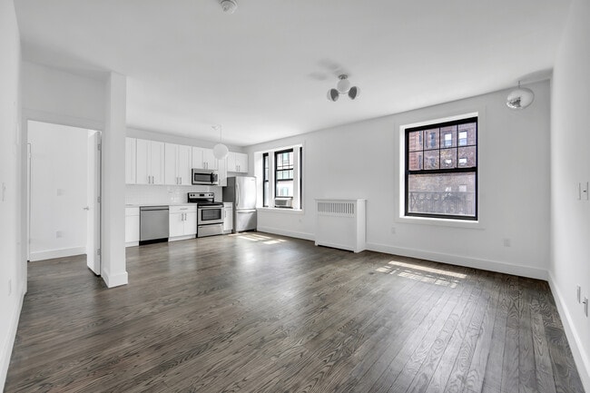 Photo - 35 Clarkson Ave Condo Unit C1