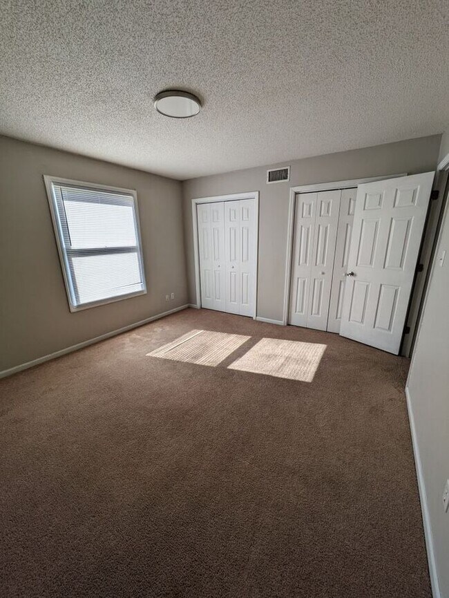 Photo - 1BD/1BA Apartment in The Elms Unit 7