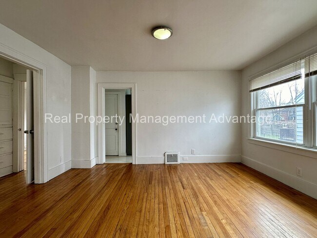 Photo - 316 Spencer St Unit 316 Spencer  B