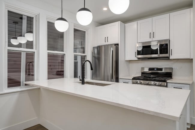 Photo - 2137 N Maplewood Ave Unit 1R