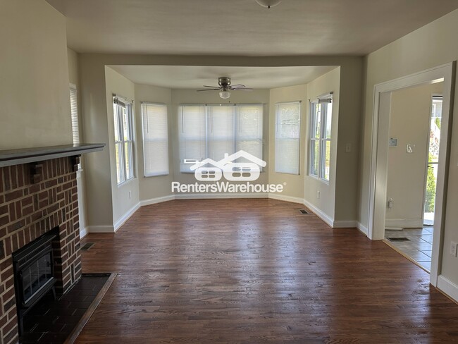 Photo - 3703 Parkside Dr