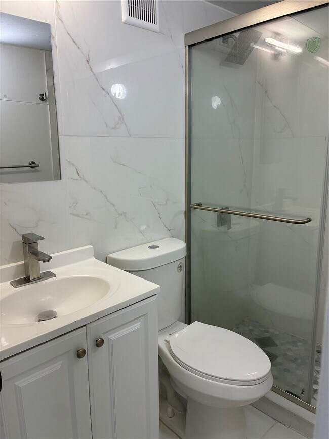 Photo - 7309 NW 62nd St