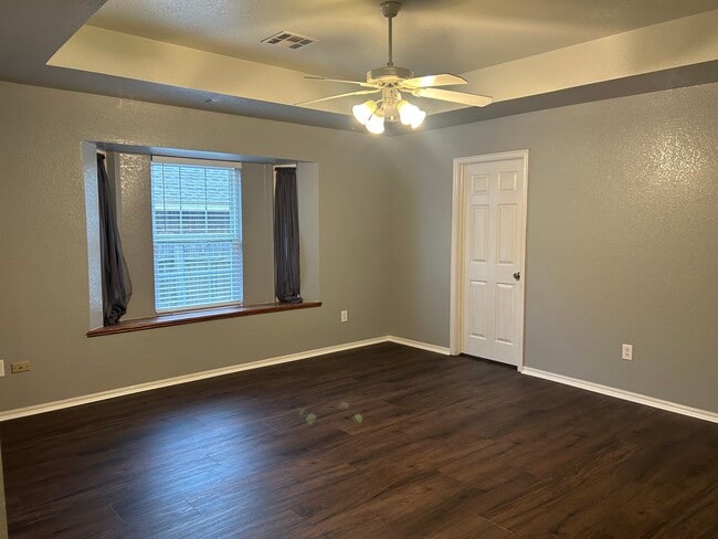 Photo - 2609 Deer Chase Dr