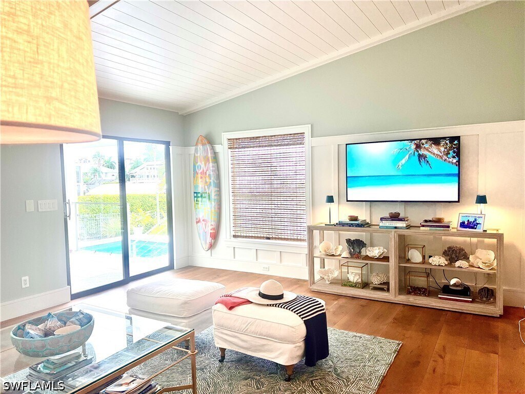 Photo - 383 Seabee Ave
