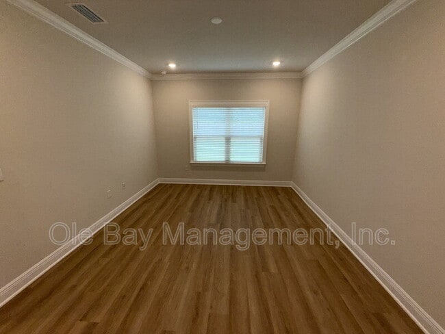 Photo - 31697 Lyon Rd