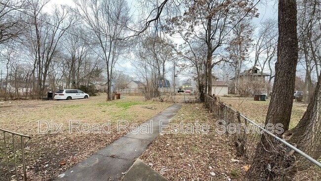 Photo - 821 Sixteenth Avenue