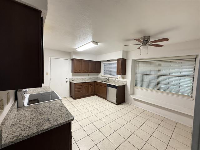 Photo - 1616 Fannin Cir
