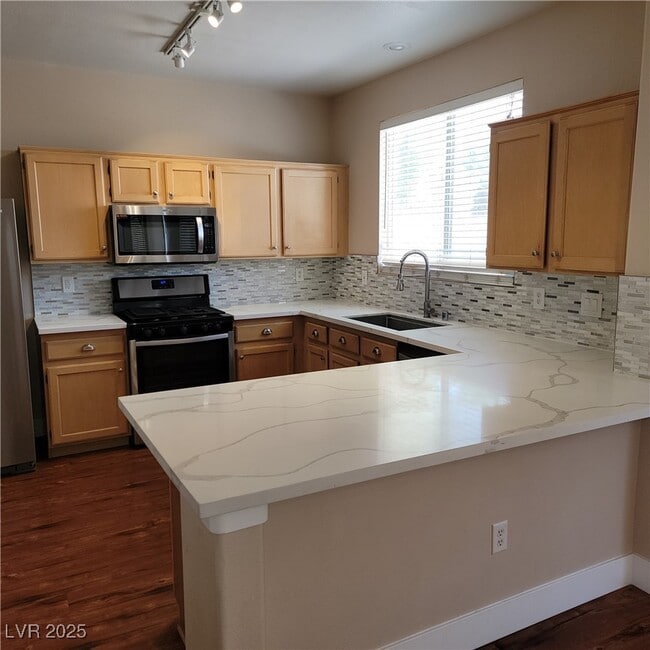 Building Photo - 10200 Turin Pl