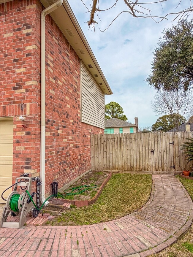 Photo - 13422 Blackbird Dr