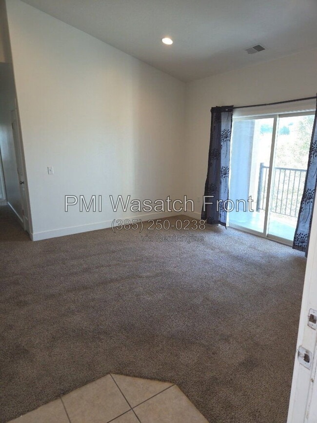 Photo - 147 W Spring Hill Way