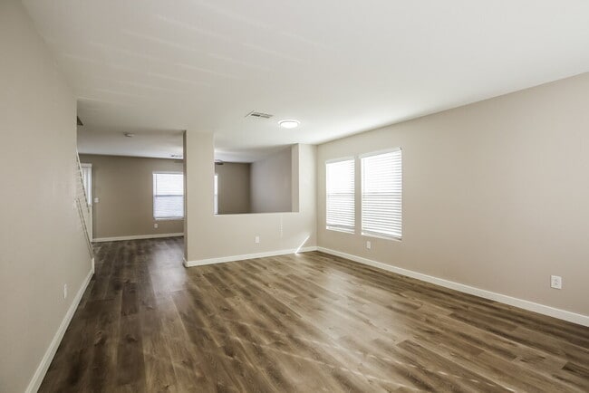 Photo - 5048 Charlo Dr