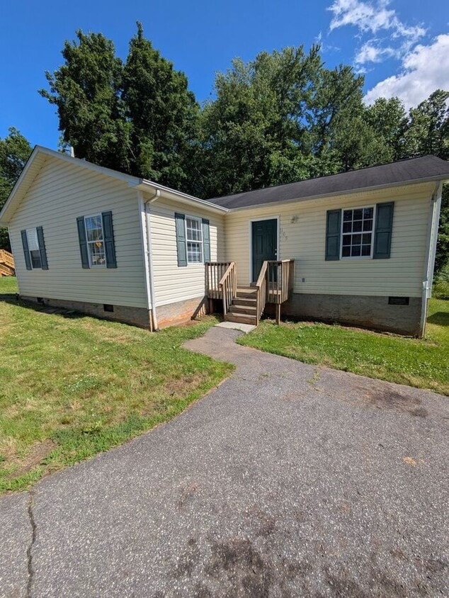 2BD/1BA Unit in Newton - 2BD/1BA Unit in Newton