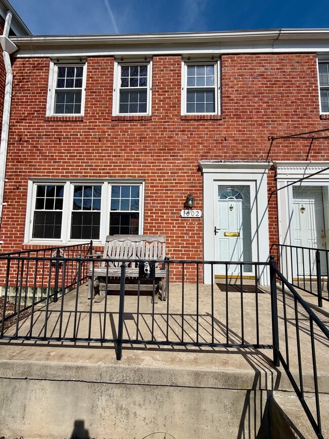 Photo - 1602 Glen Keith Blvd