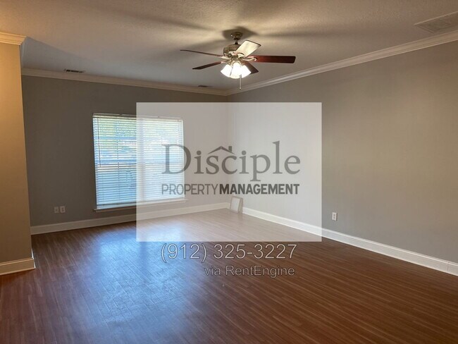 Photo - 273 Vining Way