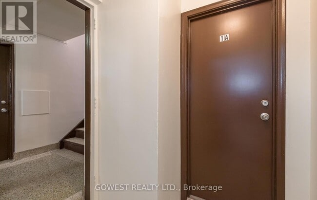 Photo - 233 Melrose St Unit 1A